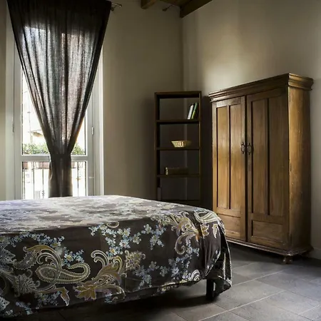 Antico Borgo Apartment *