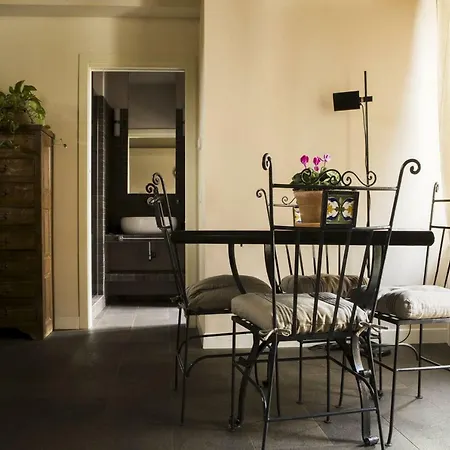 Antico Borgo Apartament Mediolan