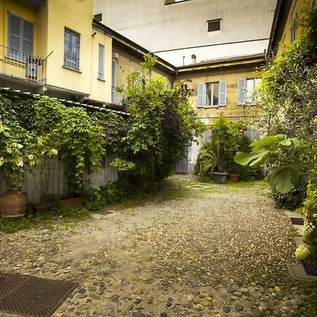 Antico Borgo Apartament Mediolan