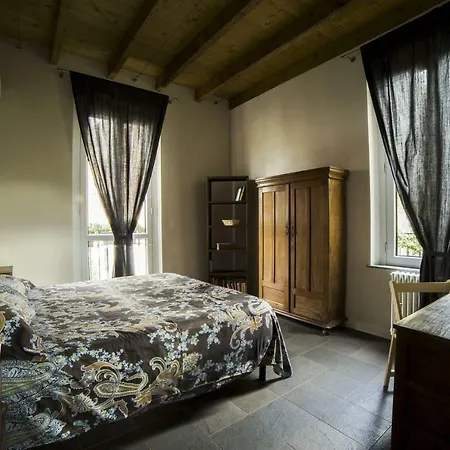 Antico Borgo Apartment *