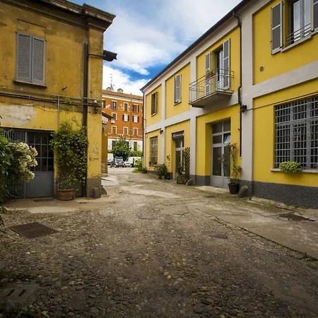 Отель Antico Borgo *